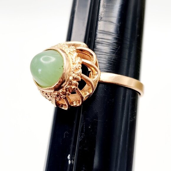 Vintage USSR Soviet Union Domed Nephrite Jade 583 Solid Rose Gold Ring 8.25